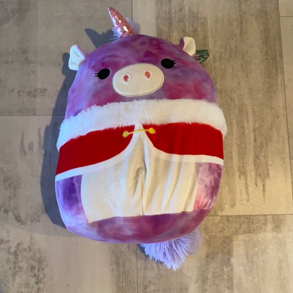 2022 Christmas Lola Squishmallow - Picture 2 of 5